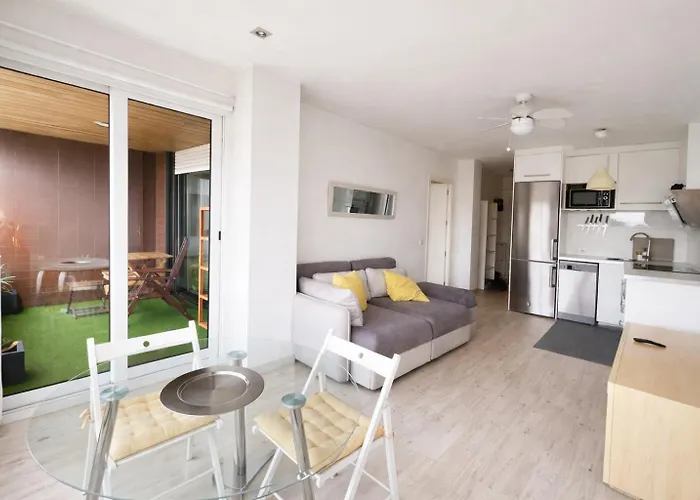 Citymar 24h Terraza Y Vistas Ria